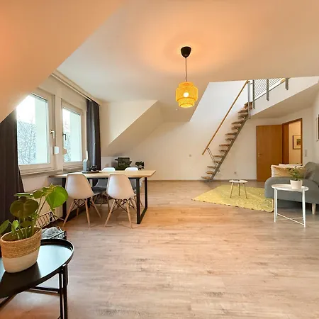 Zentrale, Designer Maisonette Mit Galerie, Gruppen- Und Kinderfreundlich, Smart Tv 아파트 에르푸르트