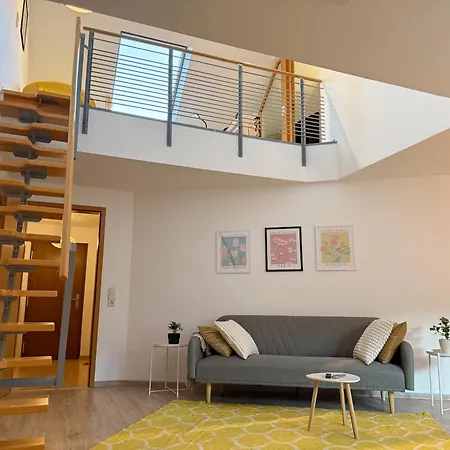 Zentrale, Designer Maisonette Mit Galerie, Gruppen- Und Kinderfreundlich, Smart Tv Apartment Erfurt