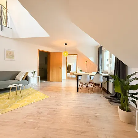 Zentrale, Designer Maisonette Mit Galerie, Gruppen- Und Kinderfreundlich, Smart Tv *