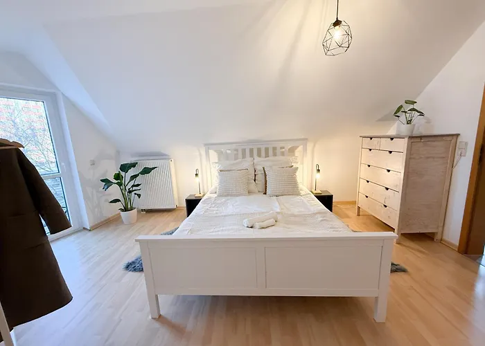Zentrale, Designer Maisonette Mit Galerie, Gruppen- Und Kinderfreundlich, Smart Tv Lägenhet Erfurt