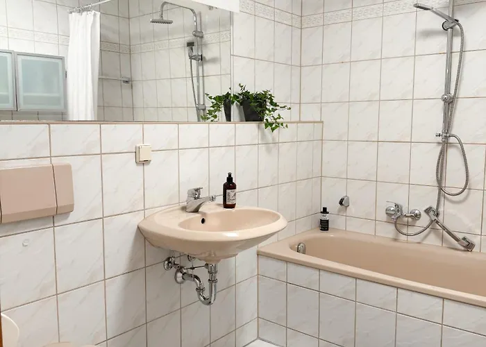 Zentrale, Designer Maisonette Mit Galerie, Gruppen- Und Kinderfreundlich, Smart Tv Lägenhet