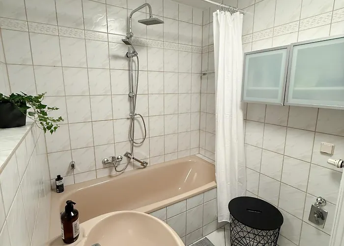 Appartement Zentrale, Designer Maisonette Wohnung Mit Galerie, Gruppen- Und Kinderfreundlich, Smart Tv *