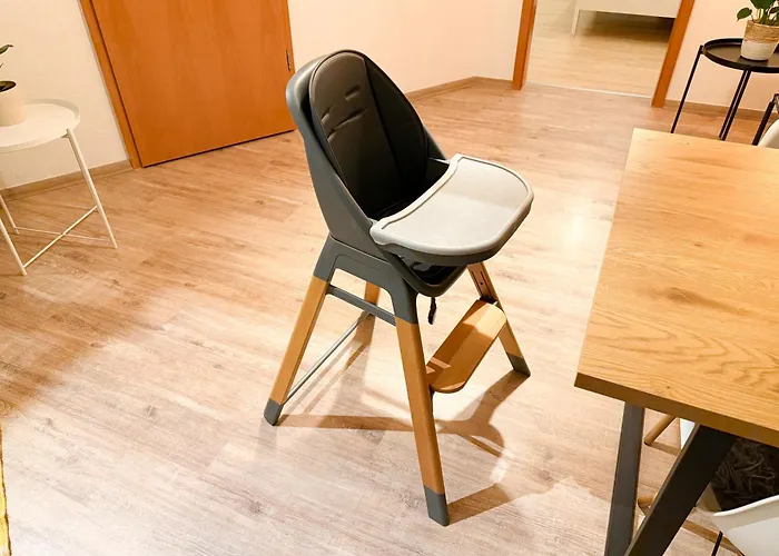 Zentrale, Designer Maisonette Mit Galerie, Gruppen- Und Kinderfreundlich, Smart Tv Erfurt